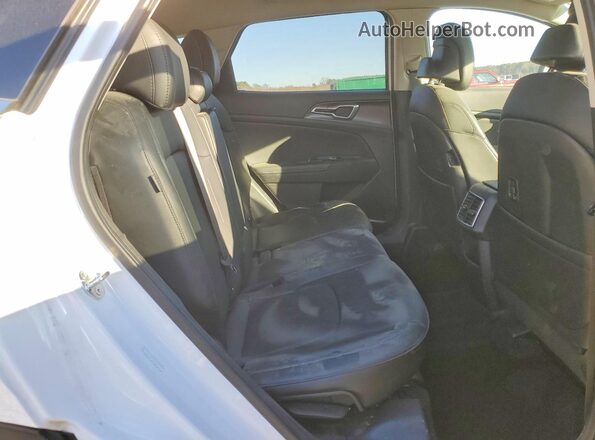 5XYK33DF9RG214797 2024 KIA SPORTAGE White Vista interior trasera