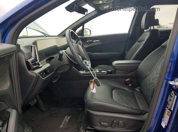 5XYK6CDF4RG186169 2024 KIA SPORTAGE Blue წინა სალონის ხედი