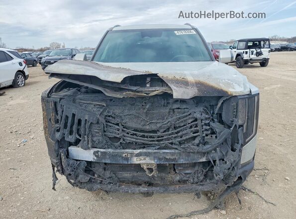 5XYPC5S11VG007078 2027 KIA TELLURIDE Silver Вид спереду