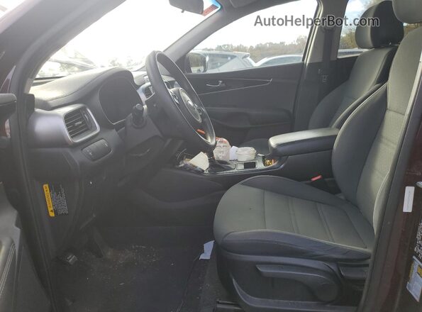 5XYPG4A39GG120944 2016 KIA SORENTO Maroon Вид салону спереду