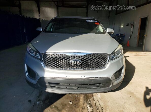 5XYPGDA33HG282991 2017 KIA SORENTO Silver Widok z przodu