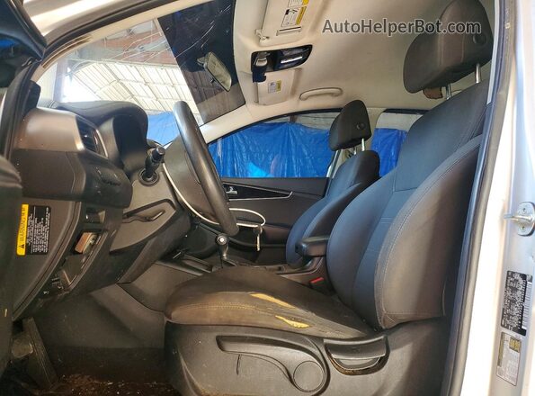 5XYPGDA33HG282991 2017 KIA SORENTO Silver Widok wnętrza z przodu