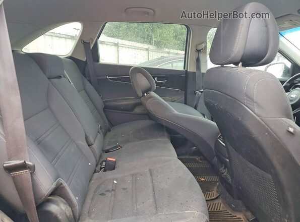 5XYPGDA52GG018452 2016 KIA SORENTO Silver Вид задньої частини салону