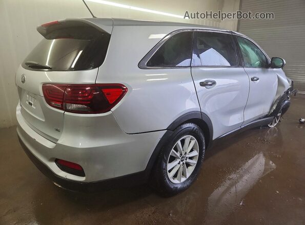 5XYPGDA55KG562002 2019 KIA SORENTO Silver Tył prawy
