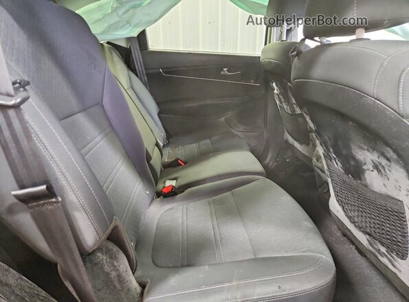5XYPGDA55KG562002 2019 KIA SORENTO Silver Widok tylnych siedzeń