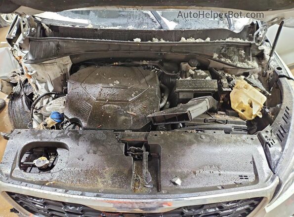 5XYPGDA55KG562002 2019 KIA SORENTO Silver Widok wnętrza z tyłu