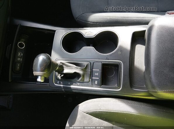 5XYPGDA58GG178013 2016 KIA SORENTO Белый 