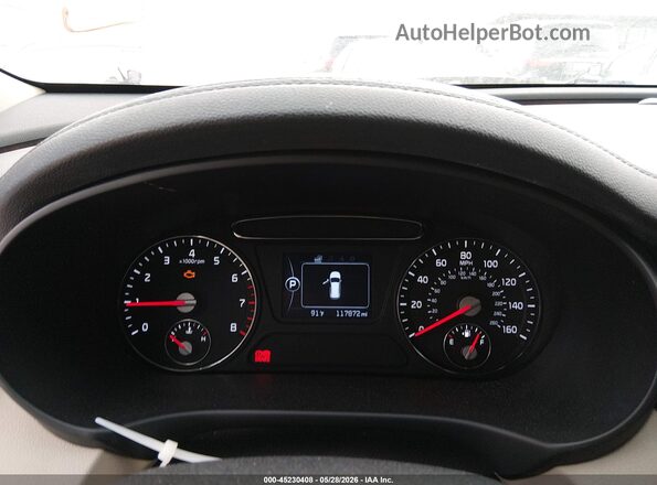 5XYPH4A14HG244584 2017 KIA SORENTO Белый Вид задних сидений