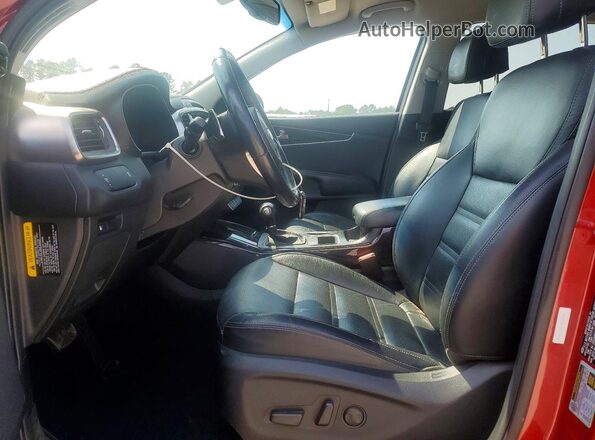 5XYPH4A19HG190165 2017 KIA SORENTO Red Widok wnętrza z przodu