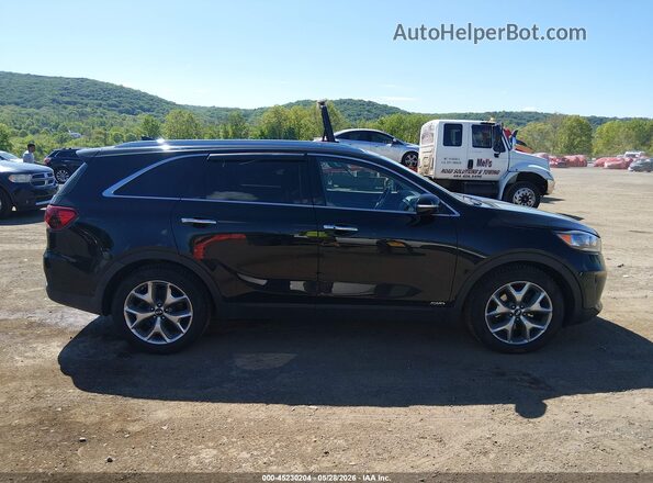 5XYPHDA57KG607809 2019 KIA SORENTO Черный Вид задней части салона