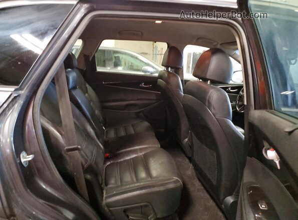 5XYPHDA58JG429939 2018 KIA SORENTO Gray Widok wnętrza z tyłu
