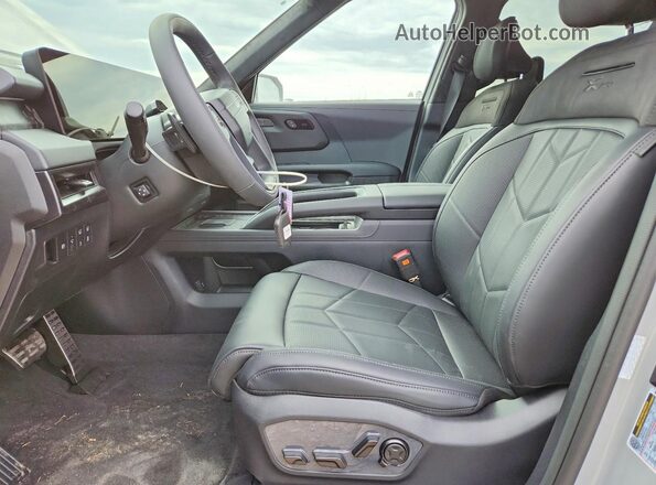 5XYPLES18VG005750 2027 KIA TELLURIDE Gray Front interior view