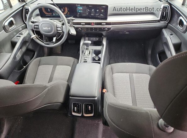5XYRG4JC9RG297733 2024 KIA SORENTO Белый Вид панели приборов