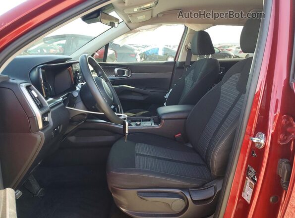 5XYRG4LC7NG076722 2022 KIA SORENTO Красный Вид салона спереди