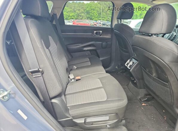 5XYRG4LC7PG227190 2023 KIA SORENTO Silver Vista interior trasera
