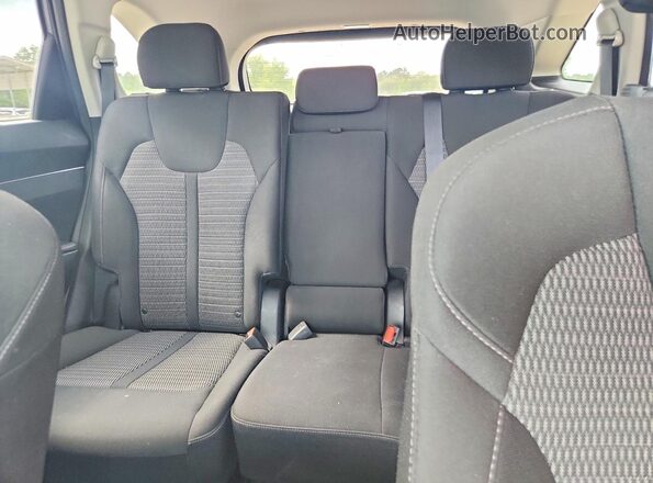 5XYRG4LC7PG227190 2023 KIA SORENTO Silver Vista de los asientos traseros