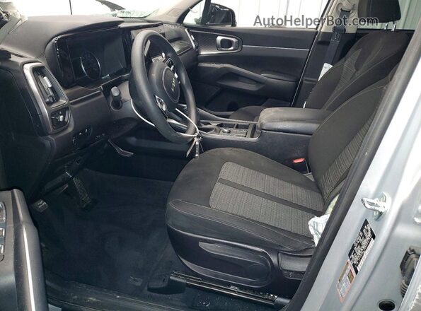 5XYRGDLC0NG091580 2022 KIA SORENTO Silver Vista interior delantera