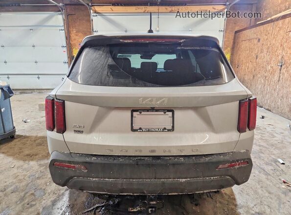 5XYRGDLC8NG084036 2022 KIA SORENTO Silver Vista trasera