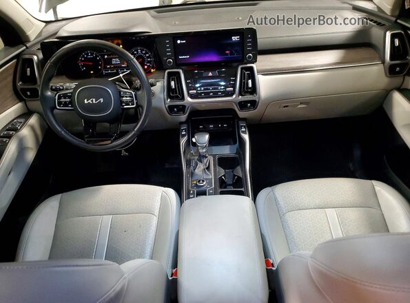 5XYRHDLF4NG104838 2022 KIA SORENTO Черный Вид панели приборов