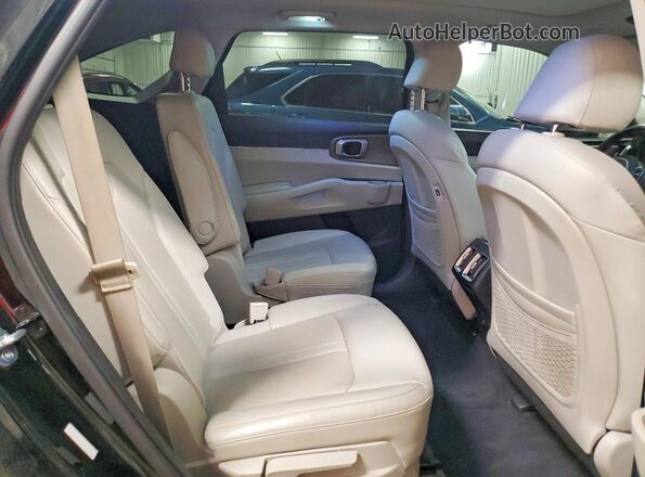5XYRHDLF4NG104838 2022 KIA SORENTO Черный Вид задних сидений