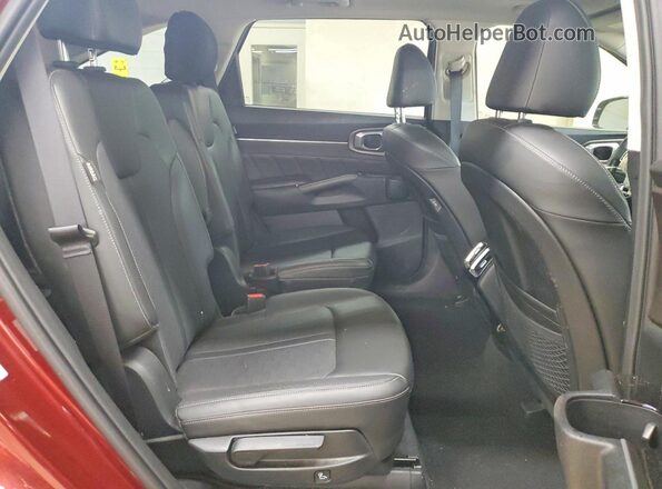 5XYRK4JF9RG260545 2024 KIA SORENTO Burgundy Вид задньої частини салону