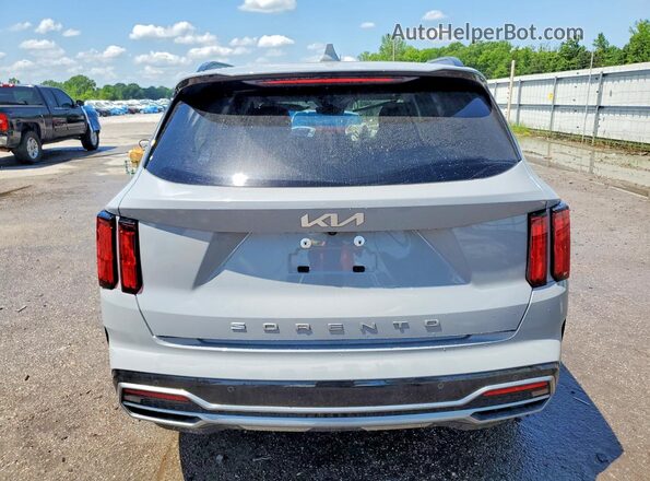 5XYRK4LF7NG133932 2022 KIA SORENTO Gray Вид ззаду