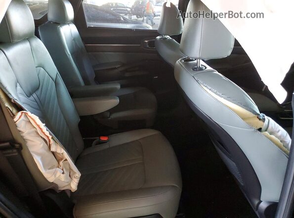 5XYRKDJF2RG271290 2024 KIA SORENTO Black Widok wnętrza z tyłu