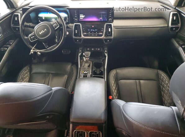 5XYRKDLF8PG161208 2023 KIA SORENTO Белый Вид панели приборов