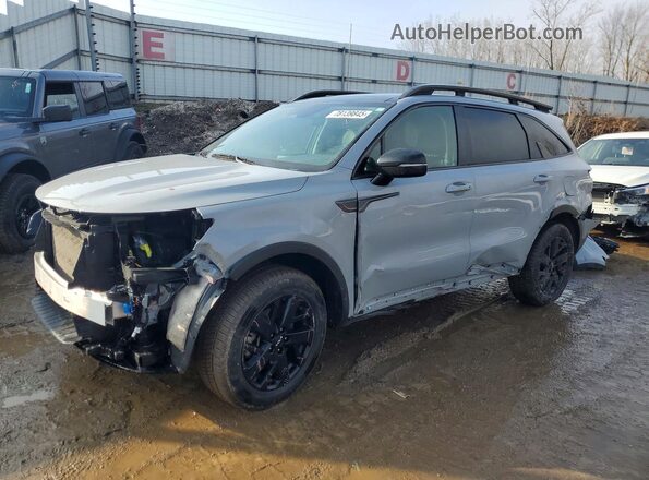 5XYRLDLCXPG164145 2023 KIA SORENTO Серебряный Передняя левая четверть