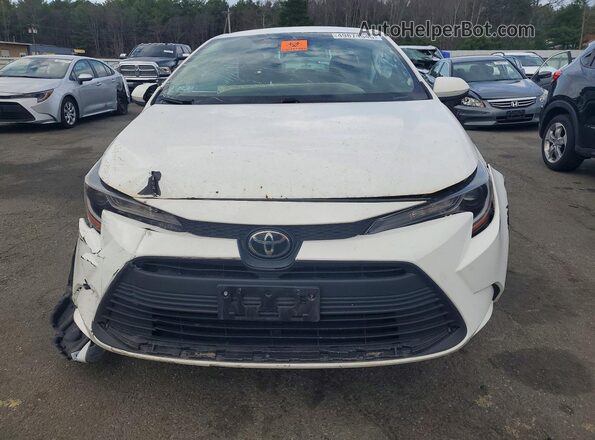 5YFB4MDE0PP008397 2023 TOYOTA COROLLA White Widok z przodu