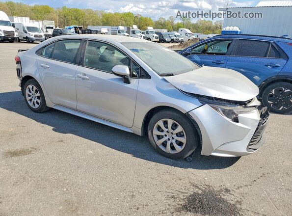5YFB4MDE2SP229623 2025 TOYOTA COROLLA Серебряный Передняя правая четверть
