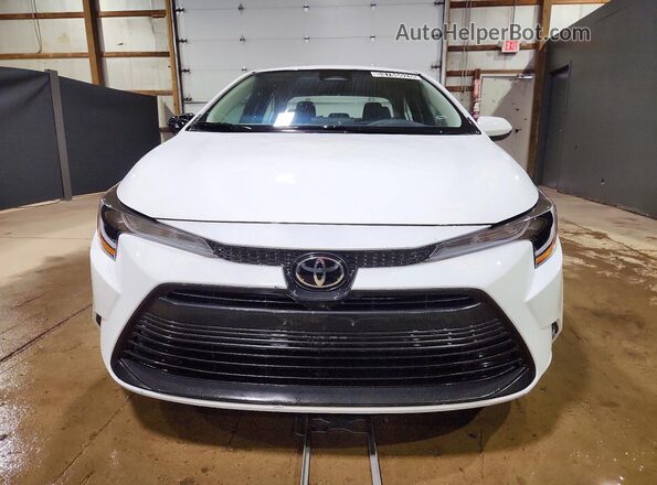 5YFB4MDE5SP300166 2025 TOYOTA COROLLA Белый Вид спереди