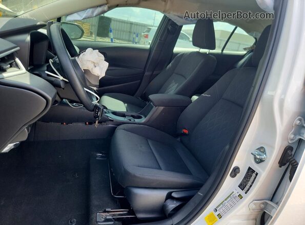 5YFB4MDEXTP385846 2026 TOYOTA COROLLA White Вид салону спереду