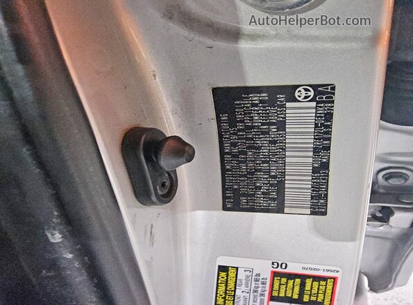 5YFBURHE0GP383858 2016 TOYOTA COROLLA Silver Вид підкапотного простору