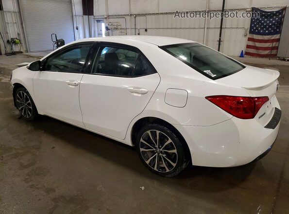 5YFBURHE4HP658231 2017 TOYOTA COROLLA Белый Задняя левая четверть