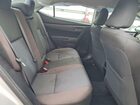 2018 Toyota Corolla Le Серебряный vin: 5YFBURHE4JP791674