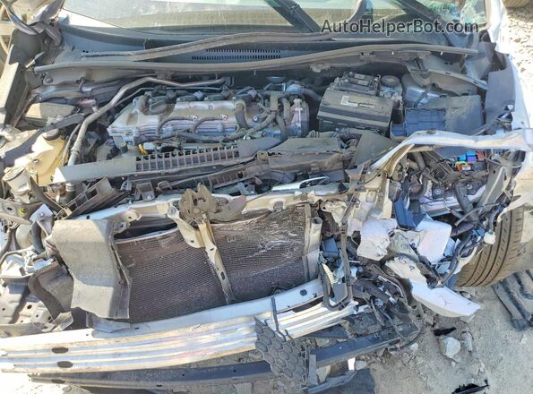 5YFDPMAE6MP193460 2021 TOYOTA COROLLA Silver Rear interior view