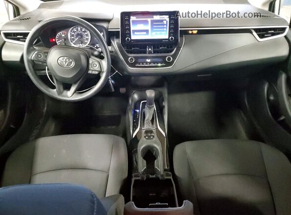 5YFEPMAE1MP217409 2021 TOYOTA COROLLA Серебряный Вид панели приборов