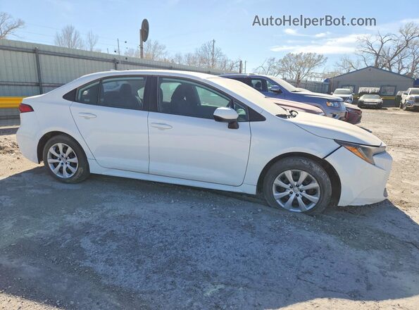 5YFEPMAE1MP246098 2021 TOYOTA COROLLA Белый Передняя правая четверть