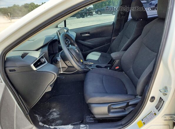5YFEPMAE1MP267713 2021 TOYOTA COROLLA White Вид салону спереду