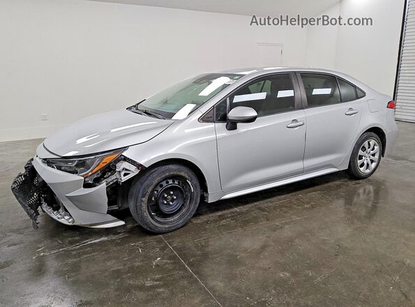 5YFEPMAE2NP384461 2022 TOYOTA COROLLA Серебряный Передняя левая четверть