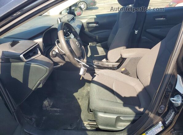 5YFEPMAE3MP222790 2021 TOYOTA COROLLA Черный Вид салона спереди