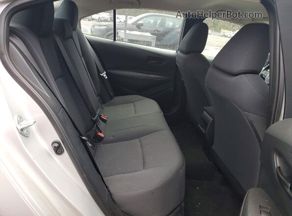 5YFEPMAE3NP323457 2022 TOYOTA COROLLA Silver Widok tylnych siedzeń