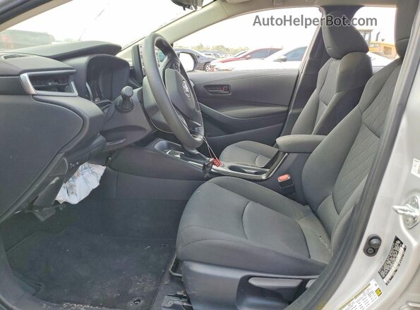 5YFEPMAE6NP335702 2022 TOYOTA COROLLA Silver Սալոնի դիմացի տեսք