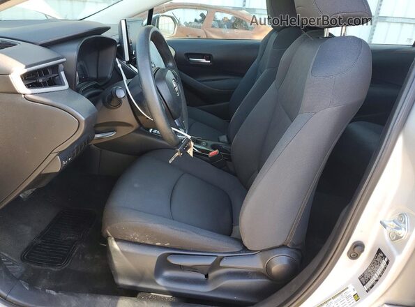 5YFEPMAE7MP185310 2021 TOYOTA COROLLA Silver Widok wnętrza z przodu
