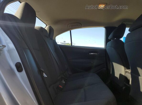 5YFEPMAE7MP185310 2021 TOYOTA COROLLA Silver Widok tylnych siedzeń