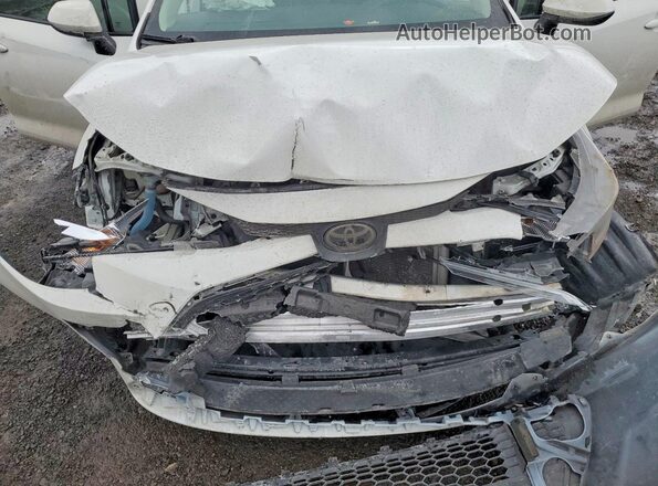 5YFEPMAE7MP211114 2021 TOYOTA COROLLA White Vista interior trasera