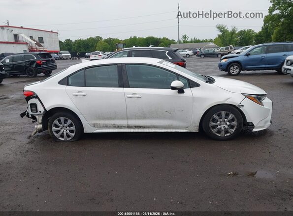 5YFEPMAE7NP359877 2022 TOYOTA LL Белый Вид задней части салона