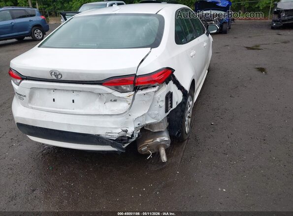 5YFEPMAE7NP359877 2022 TOYOTA LL Белый Вид спереди
