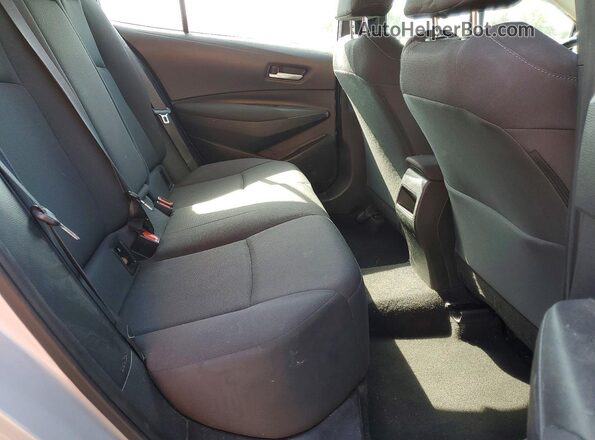 5YFEPMAE8MP210182 2021 TOYOTA COROLLA Silver Widok tylnych siedzeń